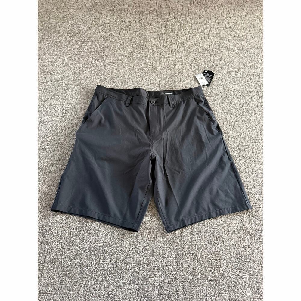 Volcom Men’s 38 Static Snt Shorts New
